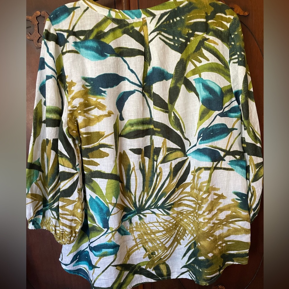 Chico’s Palm Print Linen Tunic - Picture 8 of 8